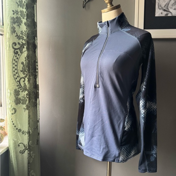 Athleta Running Wild Half Zip 2.0 Electro Iron Blue Pullover Size Medium - Picture 7 of 12